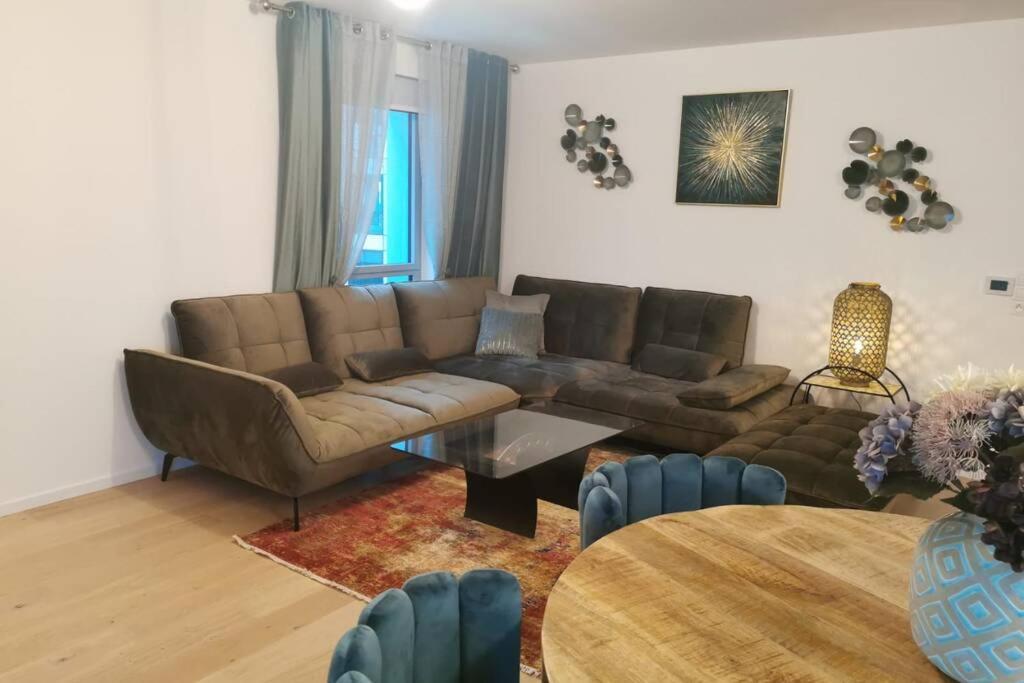 Magnifique F3, 75m² avec Parking privé et Terrasse Estrasburgo Exterior foto