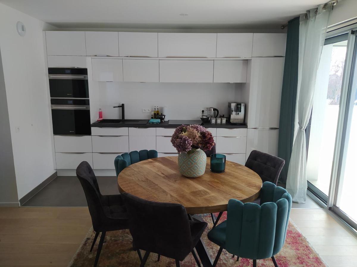 Magnifique F3, 75m² avec Parking privé et Terrasse Estrasburgo Exterior foto