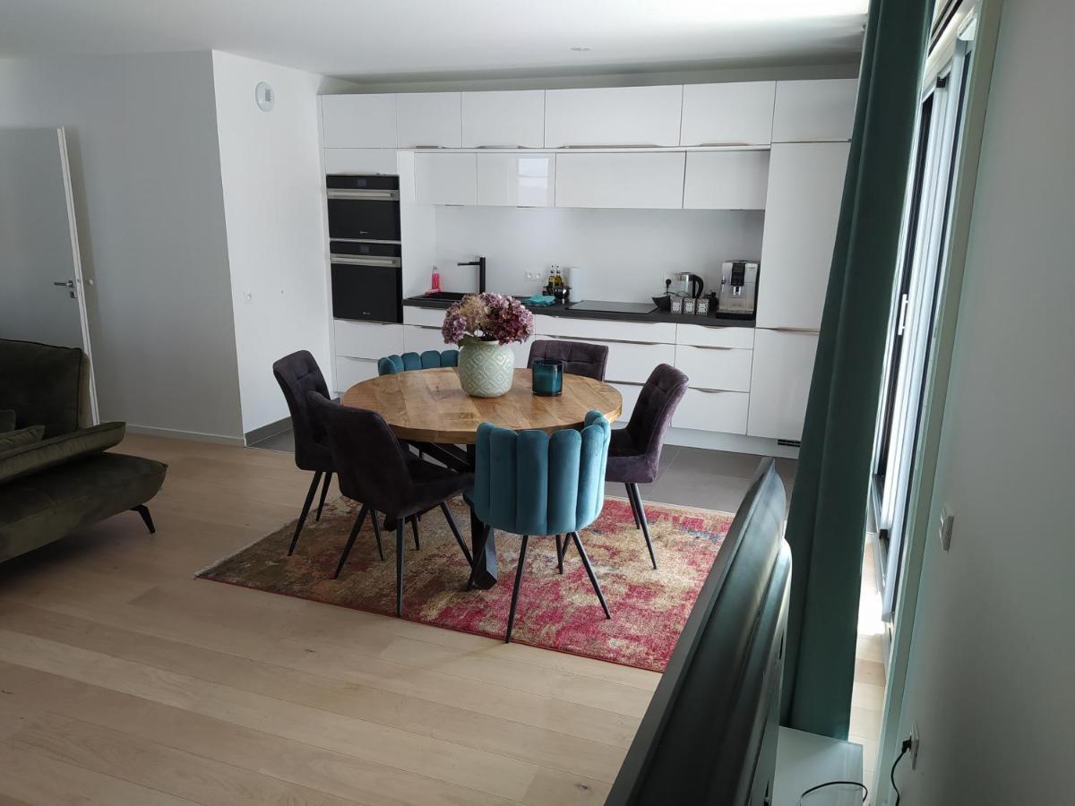 Magnifique F3, 75m² avec Parking privé et Terrasse Estrasburgo Exterior foto